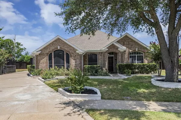 1517 Fairfield Court, Lewisville, TX 75077