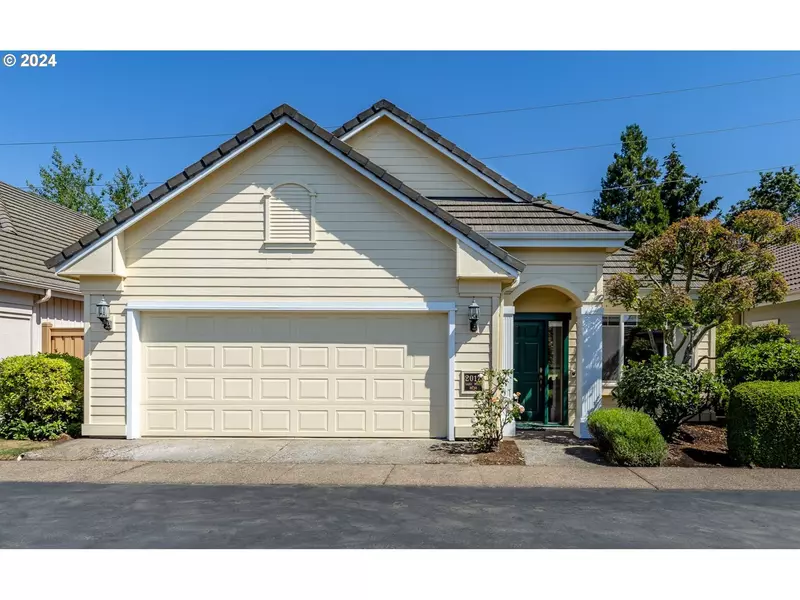 2017 LAKE WIND DR, Eugene, OR 97408