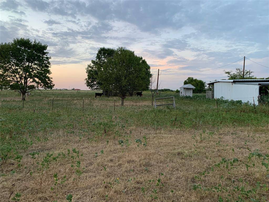 4306 County Road 4802,  Ladonia,  TX 75449