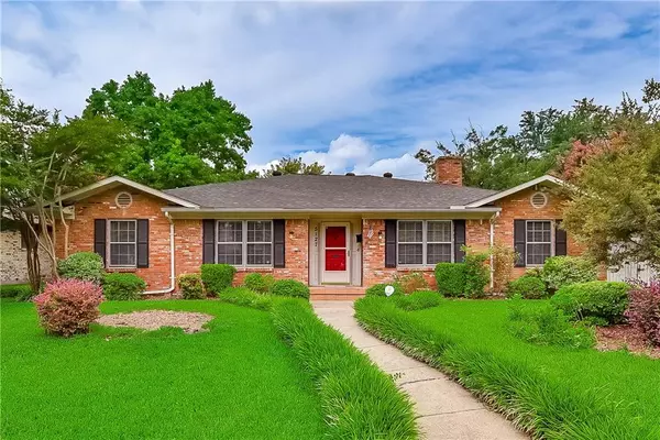 5127 Blanchard Drive,  Dallas,  TX 75227