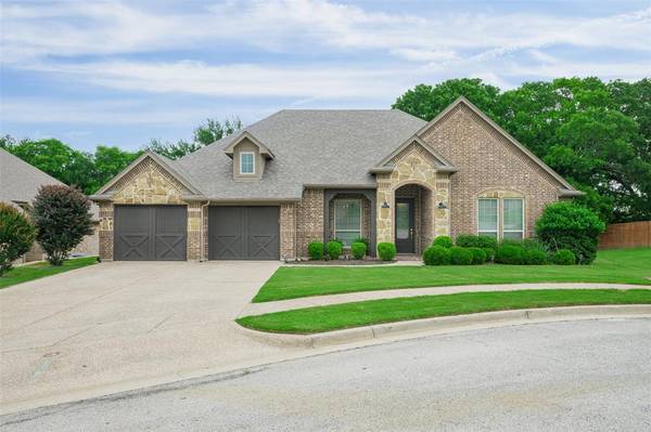 1010 Burkburnett Drive, Weatherford, TX 76087