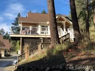 Pender Island, BC V0N 2M1,2315 Mackinnon Rd #24 A