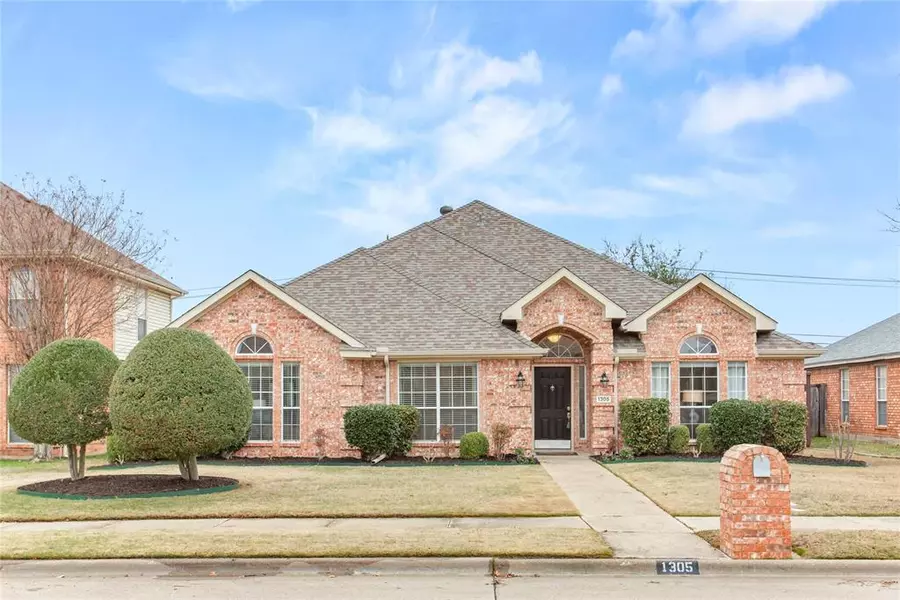 1305 Red Maple Drive, Carrollton, TX 75007