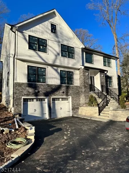 14 Whippany Ave, Warren Twp., NJ 07059