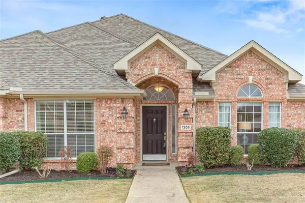 Carrollton, TX 75007,1305 Red Maple Drive