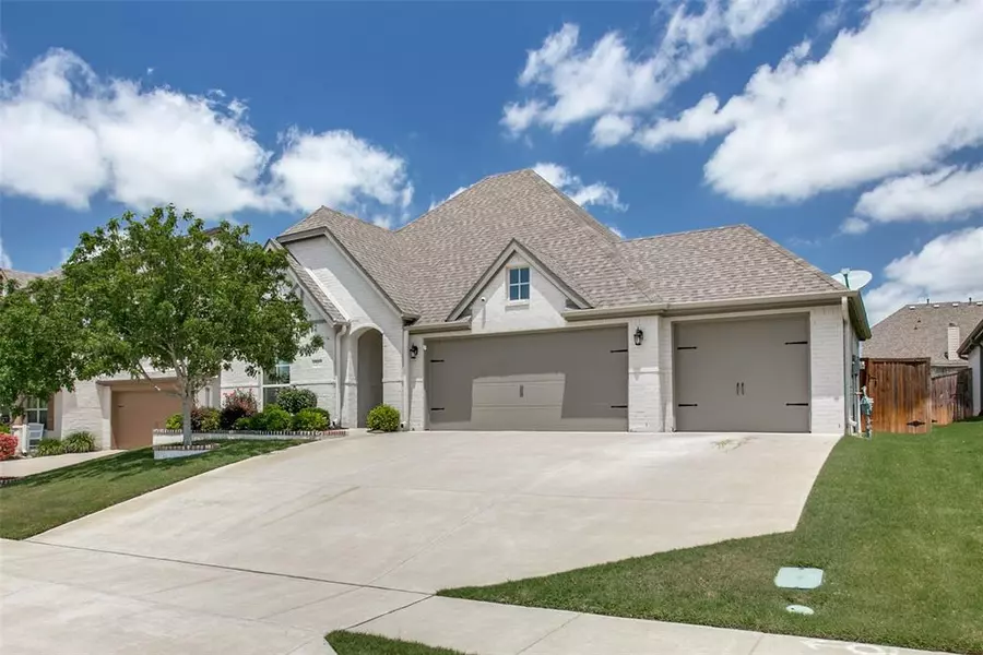 12012 Hathaway Drive, Fort Worth, TX 76108