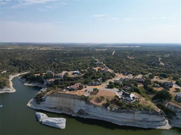 1233 Overlook Court, Whitney, TX 76692