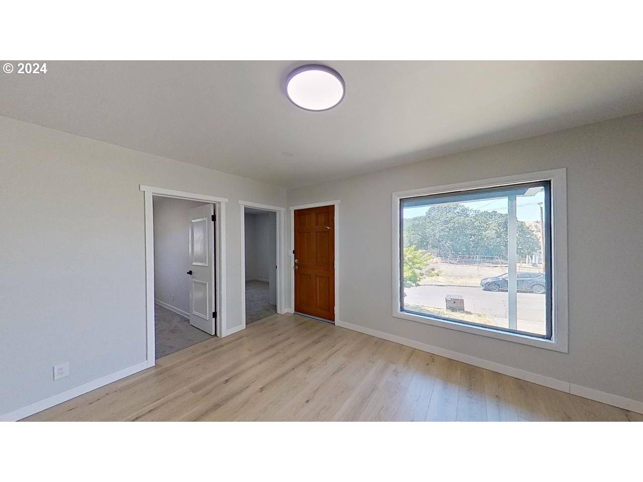 Roseburg, OR 97470,1339 SE HAMILTON ST