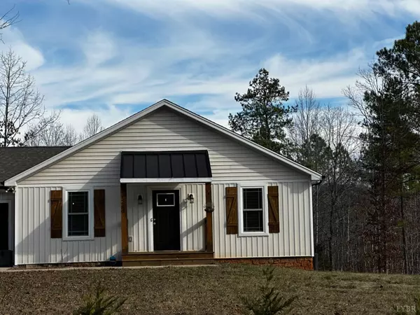 54 Porter LN, Forest, VA 24551