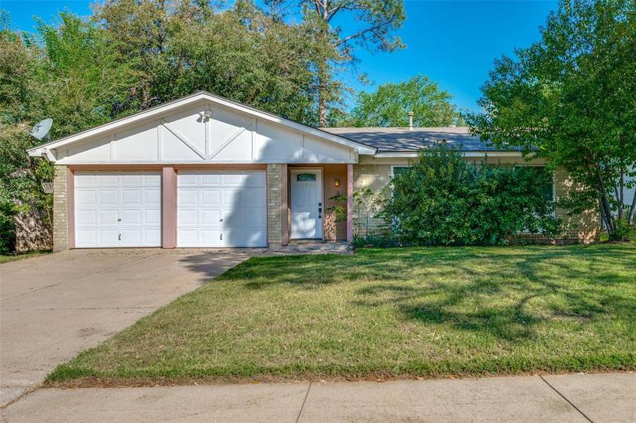 2309 Harvard Drive, Arlington, TX 76015