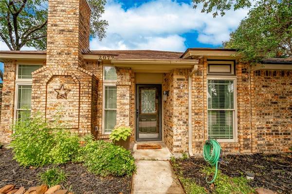 2072 Vista Drive, Lewisville, TX 75067