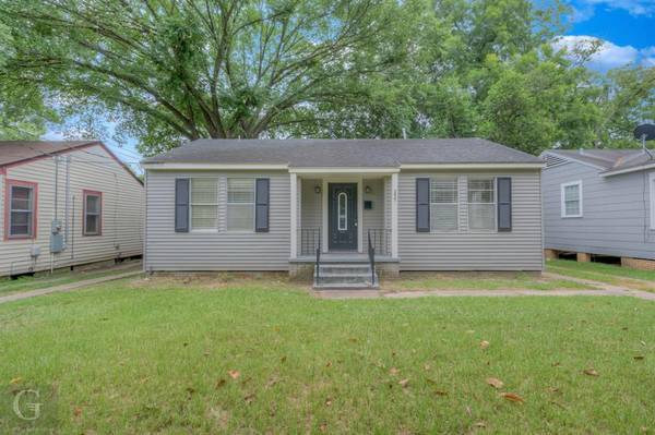 255 E McCormick Street, Shreveport, LA 71104