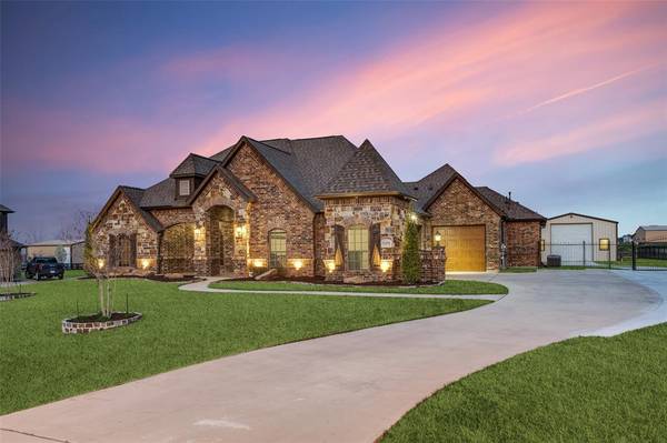 9201 Avery Ranch Way,  Justin,  TX 76247