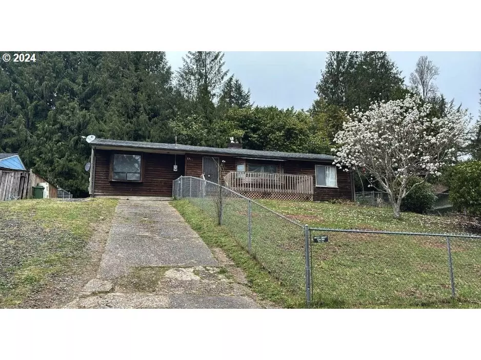 Coos Bay, OR 97420,1743 S 20TH ST