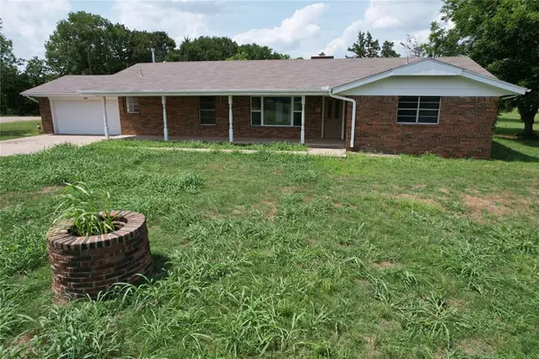 2608 99 N Highway, Seminole, OK 74868