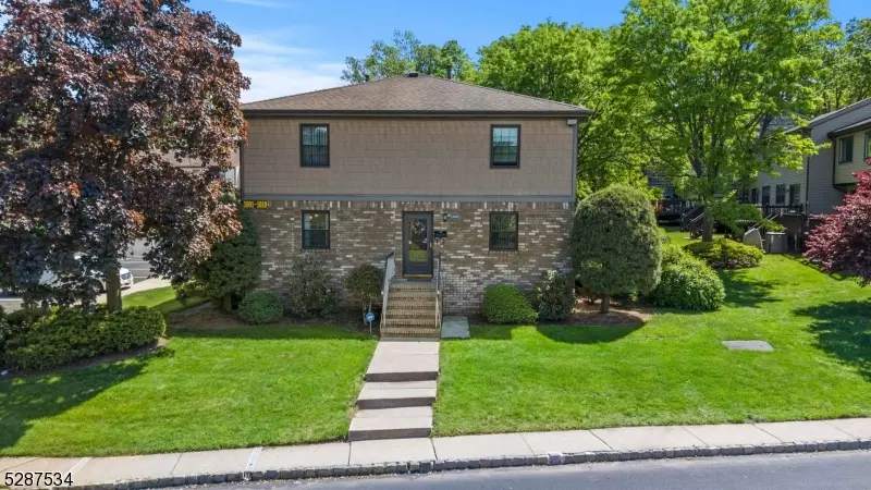 1010 Maple Hill Dr, Woodbridge Twp., NJ 07095