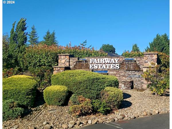 429 FAIRWAY ESTATES DR #21, Sutherlin, OR 97479