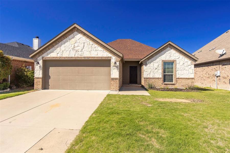 128 Red Cloud Drive, Greenville, TX 75402