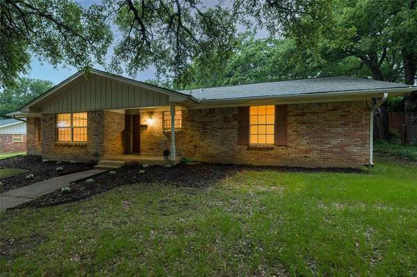 Hurst, TX 76053,1028 Inwood Drive