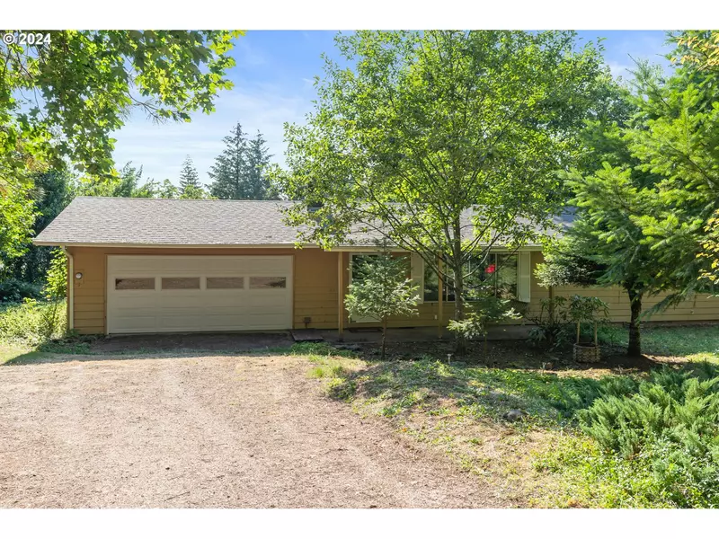 16901 HOFFMAN AVE, Sandy, OR 97055