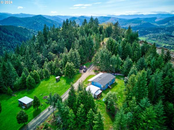 1220 DEGNATH GATEWAY LN, Winston, OR 97496