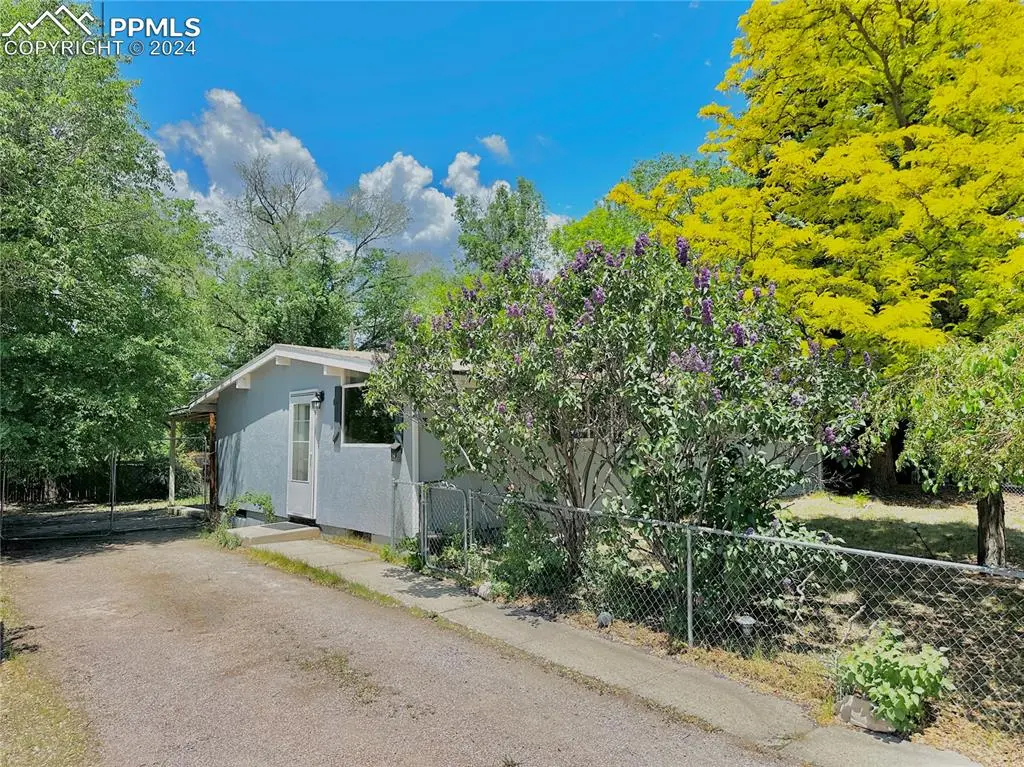 3204 Pennsylvania AVE, Colorado Springs, CO 80907