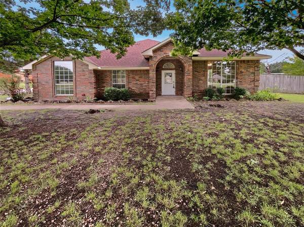 2612 Lake Ridge Road, Glenn Heights, TX 75154