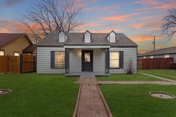 3533 Baldwin Avenue, Fort Worth, TX 76110