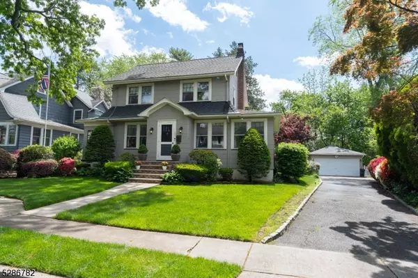 Glen Rock Boro, NJ 07452,41 Roxbury Pl