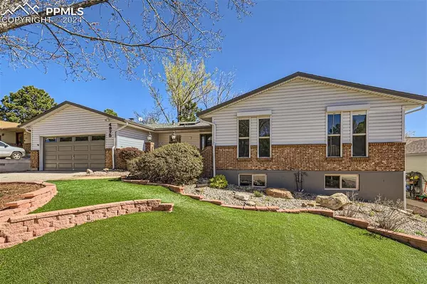 4875 Garden TRL, Colorado Springs, CO 80918