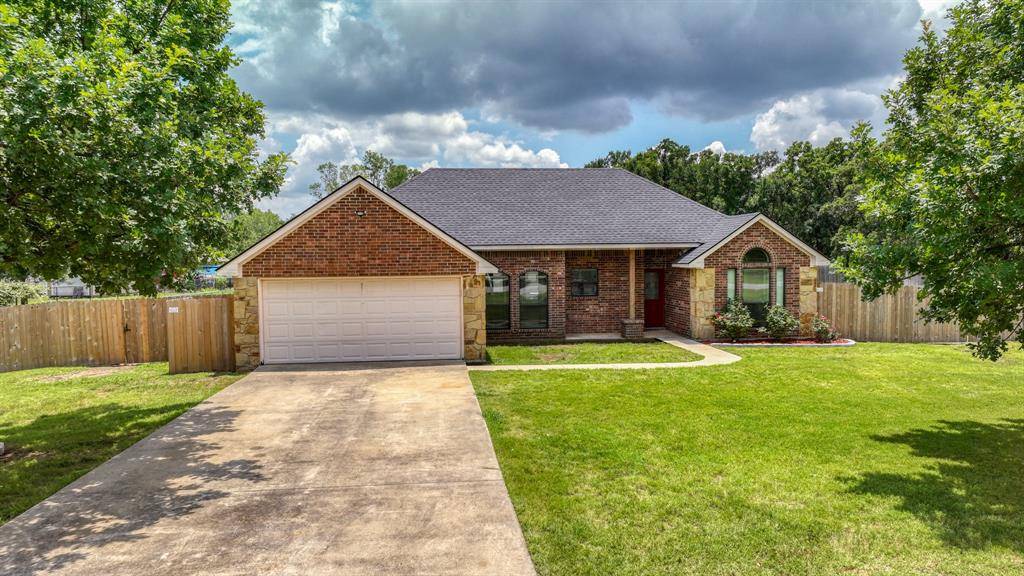 120 Whitetail Run, Weatherford, TX 76088