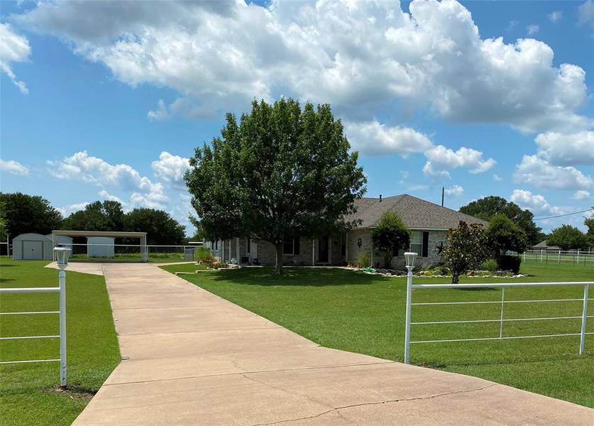 4406 Halo Court, Granbury, TX 76049