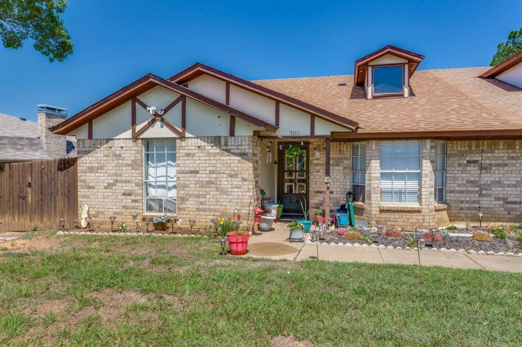 North Richland Hills, TX 76182,7310 Davis Boulevard