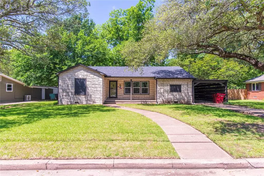 1124 N Lockhart Street, Sherman, TX 75092