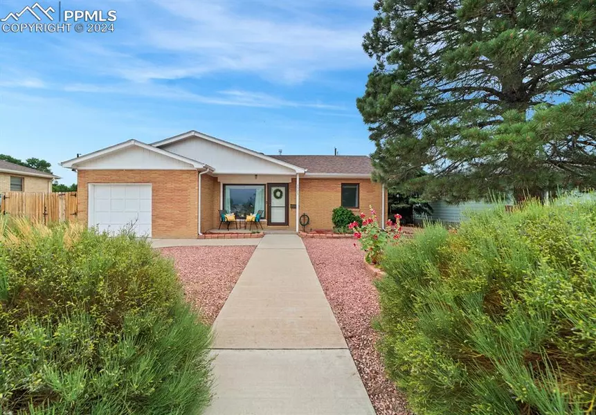 1325 Cody AVE, Pueblo, CO 81001