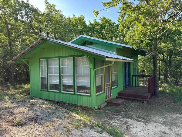 857 County Road 3592, Paradise, TX 76073