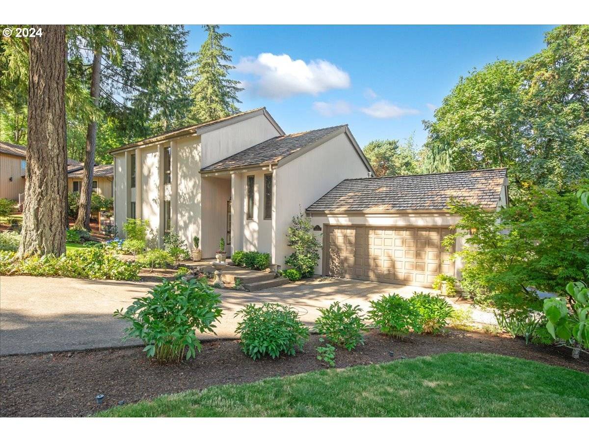 Lake Oswego, OR 97034,1 WINDSOR CT