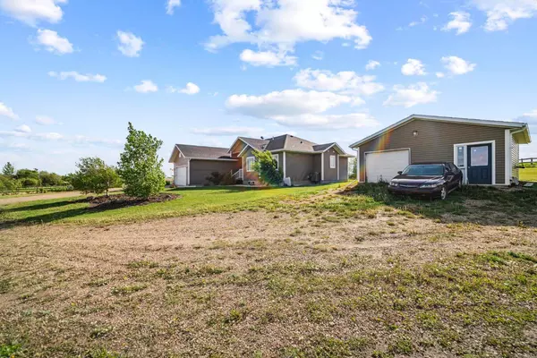 Rural Camrose County, AB T4V 2N1,48078 Range Road 195