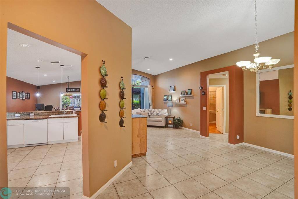 Pembroke Pines, FL 33029,17616 SW 10th St