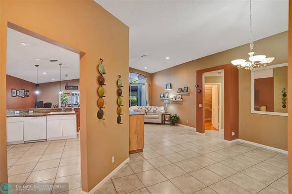 17616 SW 10th St,  Pembroke Pines,  FL 33029