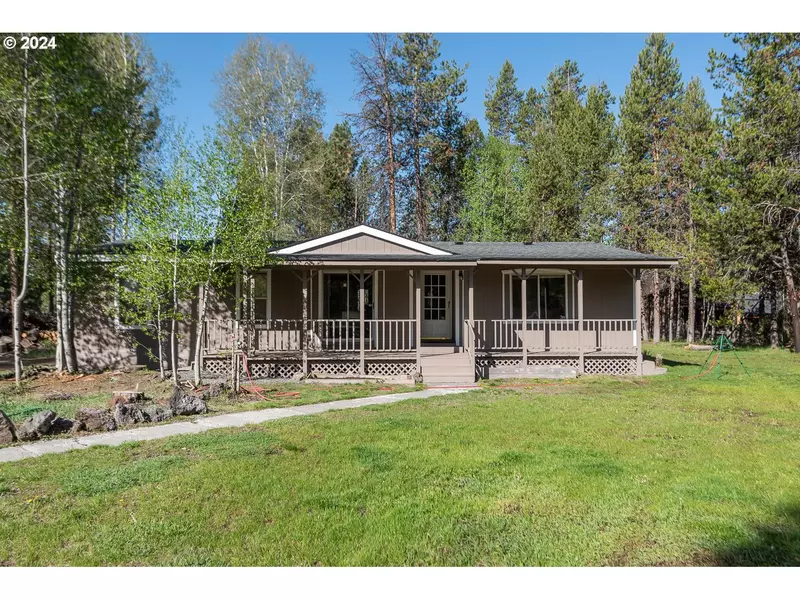 52703 GOLDEN ASTOR RD, La Pine, OR 97739