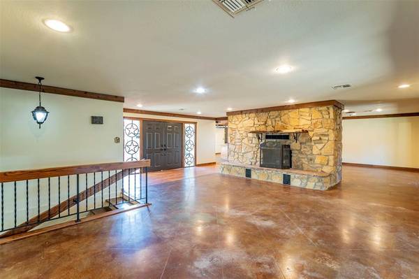 Weatherford, TX 76086,128 Jennifer Court