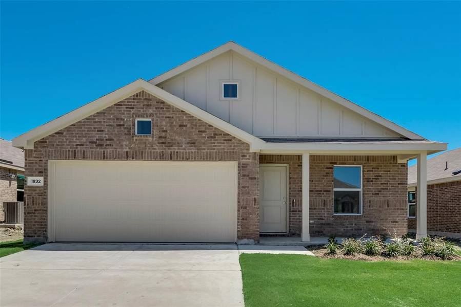 1832 Lotus Street, Royse City, TX 75189