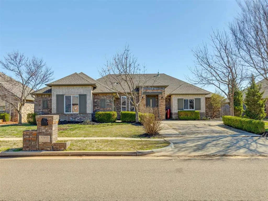 Edmond, OK 73012,17412 White Hawk Drive