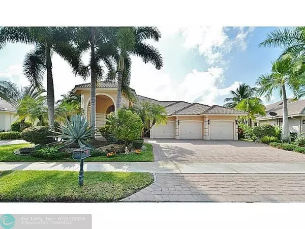 2521 Poinciana Dr, Weston, FL 33327