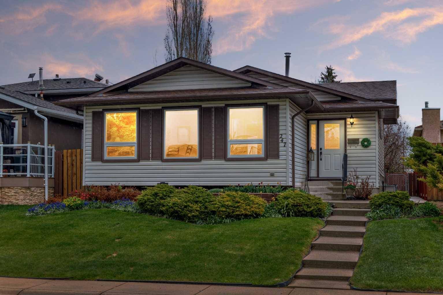 Calgary, AB T2E 7R6,247 Mchugh RD NE
