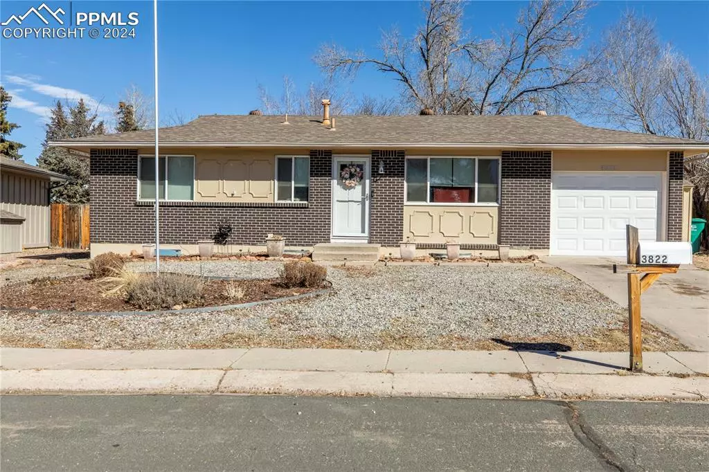 Colorado Springs, CO 80918,3822 Pearl DR