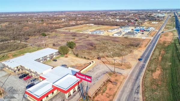 Abilene, TX 79603,2182 W Overland Trail