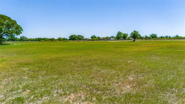 Santo, TX 76472,499 Sadie Lane