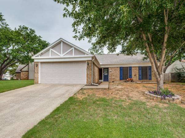 3918 Willow Run Drive, Flower Mound, TX 75028